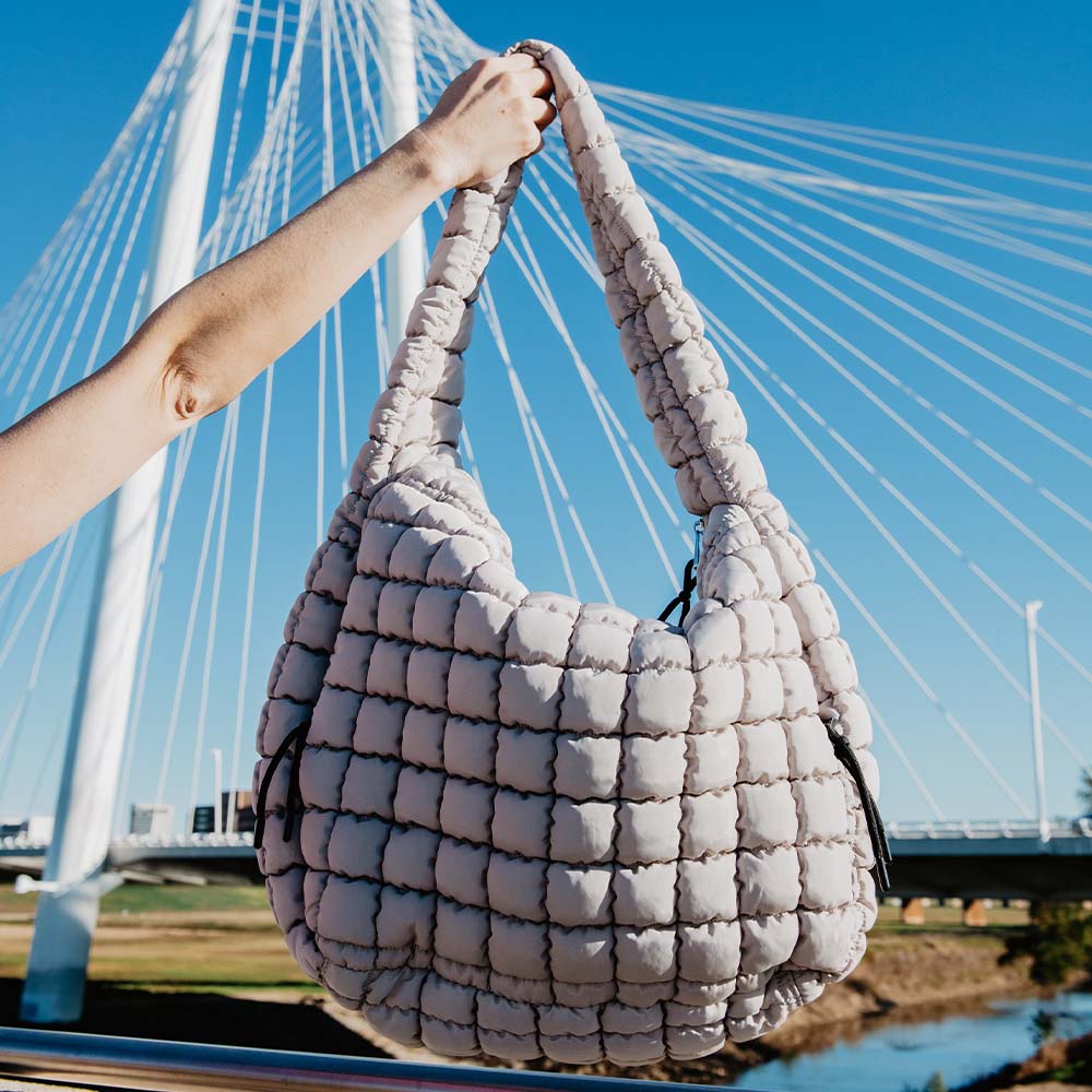 The Big, Oversized Handbag Trend Is Taking Over Instagram